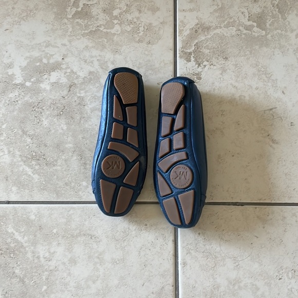 Michael kors flat blue shoes. With logo - Picture 2 of 4